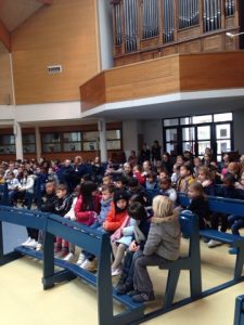 Célébration de Pâques - école et collège Sacré-Coeur - Le Havre